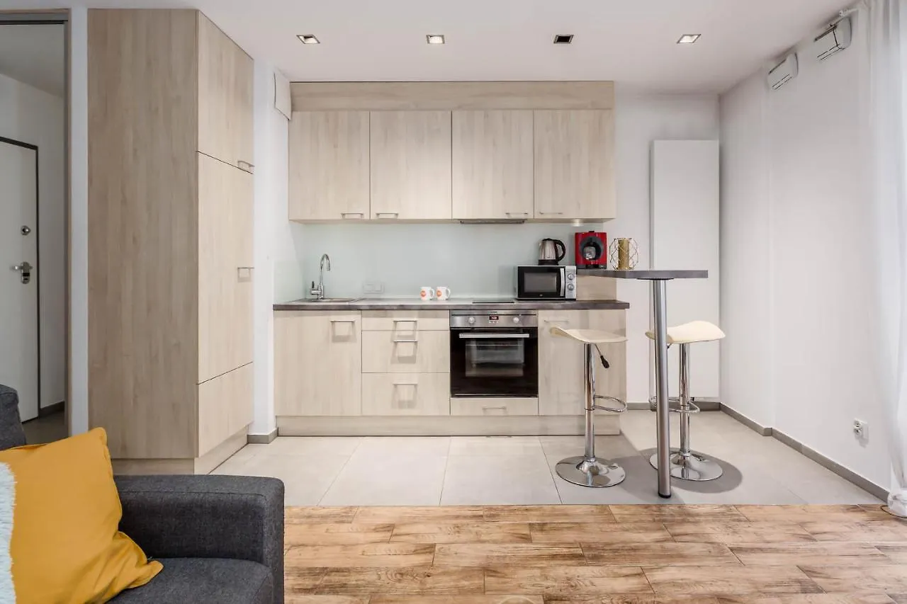 Chill Apartments Wola Center Warsaw